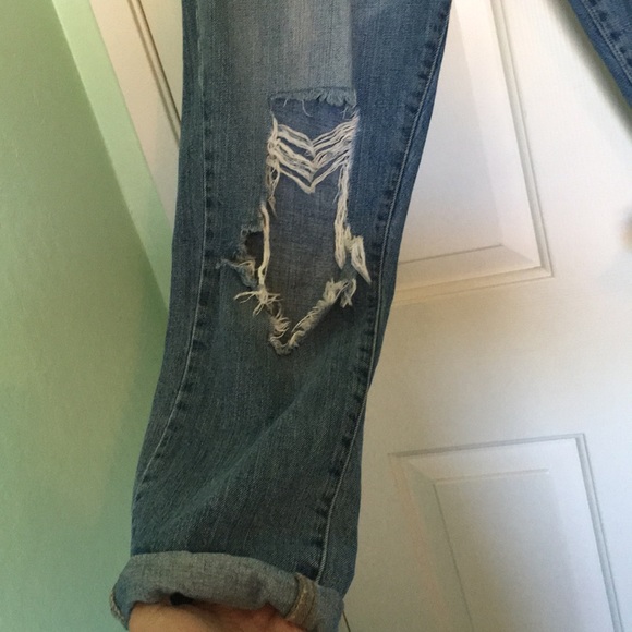 Vintage Levi's High Waist Jeans - Picture 3 of 7
